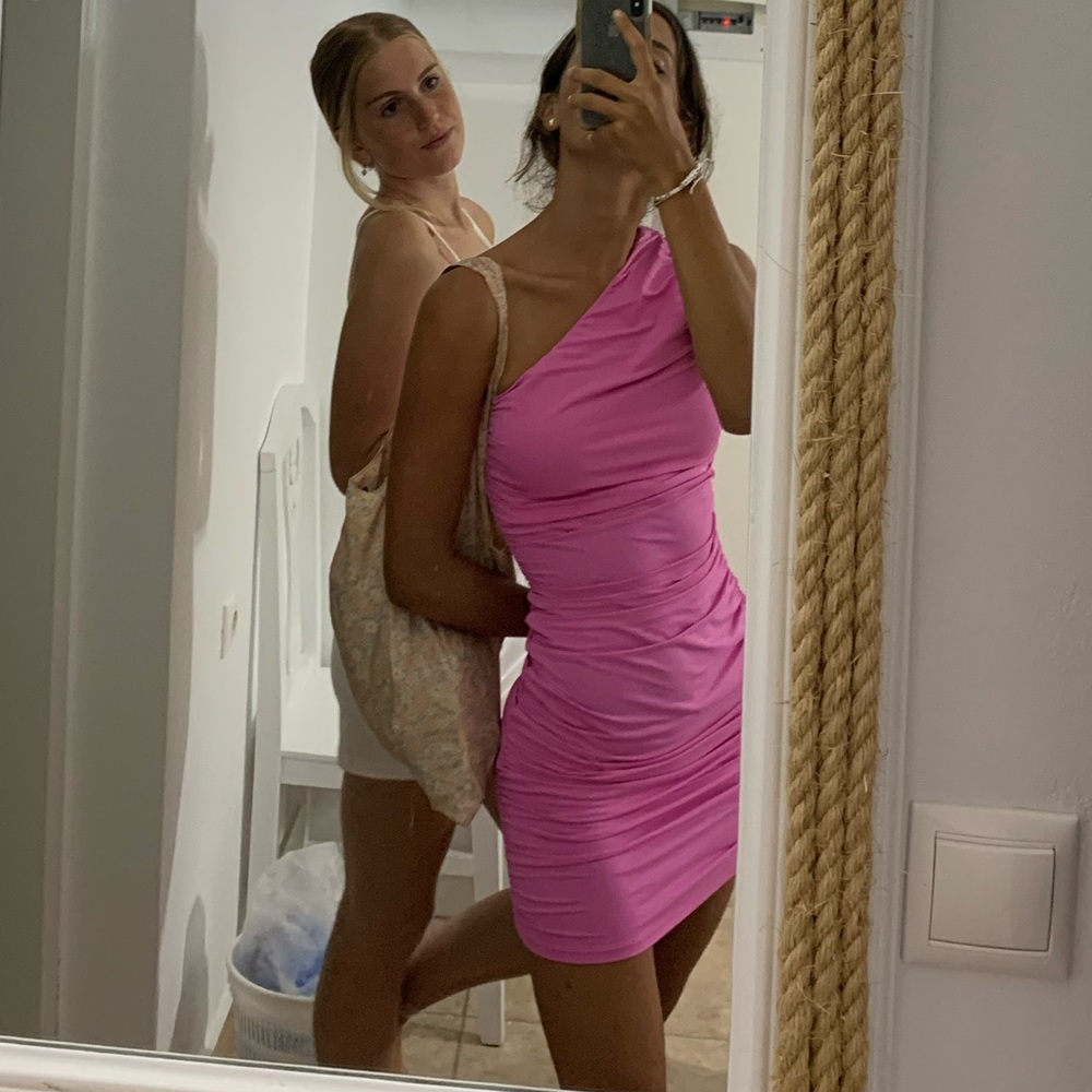 Pink one shoulder bodycon dress
